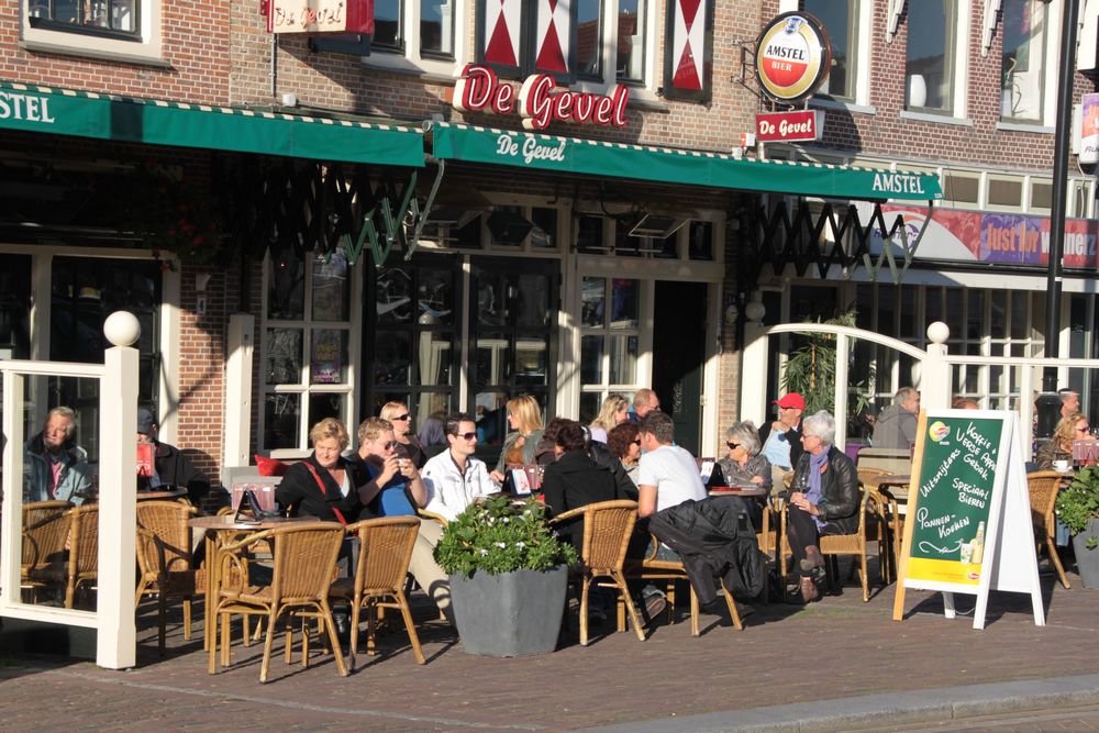 Lekker terassen bij De Gevel ! 